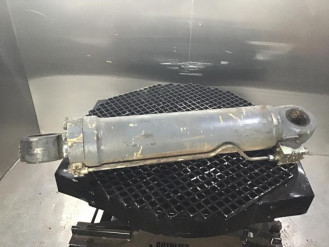 Liebherr Ausleger-Zylinder 9590317 Ersatzteil - Ausleger-Zylinder/ Planierschild-Zylinder mieten