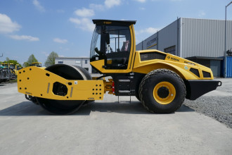 Walzenzug Bomag BW 219 DH-5 mieten