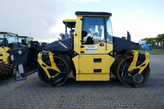 Tandemwalze Bomag BW 174 AP-4f mieten