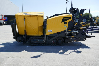 Asphaltfertiger Bomag BF 200 C rent