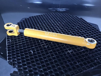 Liebherr Hubzylinder 9068475 Ersatzteil - Hubzylinder mieten