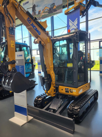 XCMG XE27E Minibagger rent