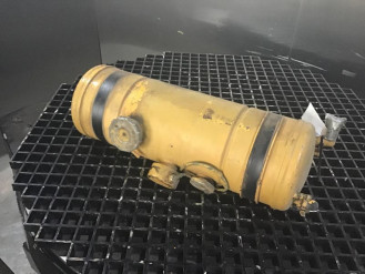 Liebherr Ausgleichsbehälter 5609879 Ersatzteil - Ausgleichsbehälter rent