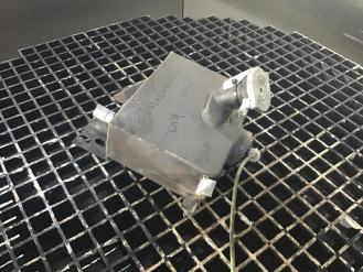 Liebherr Ausgleichsbehälter 5615808 Ersatzteil - Ausgleichsbehälter rent