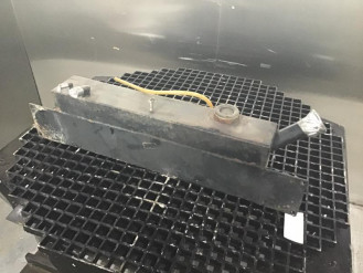 Liebherr Ausgleichsbehälter 7412633 Ersatzteil - Ausgleichsbehälter rent