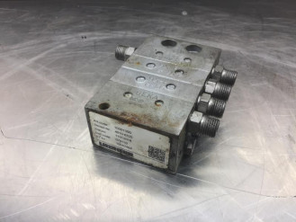Liebherr Valve Distribution Block  10042484 Ersatzteil - Ventil Steuerblock rent