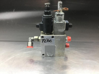 Liebherr Wegeventil 10035891 Ersatzteil - Wegeventil rent