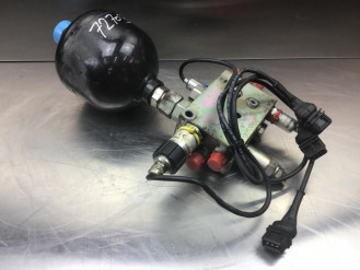 Liebherr Öl-Pilotventil 10663817 Ersatzteil - Ansteuerungsventil rent