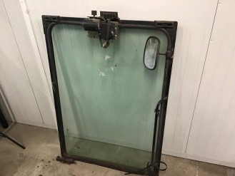 Liebherr Fenster Glas 5007970 Ersatzteil - Fenster Glas mieten