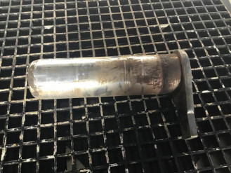 Liebherr Stift 100x380x330 9354695 Ersatzteil - Pin mieten