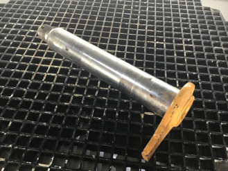 Liebherr Stift 90x622x510 9351149 Ersatzteil - Pin mieten