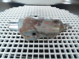 Liebherr Achsstabilisator 9246652 Ersatzteil - Pendelachs Zylinder mieten