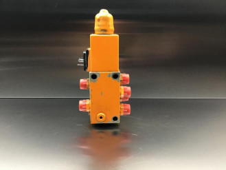 Liebherr Wegeventil 5009031 Ersatzteil - Wegeventil rent