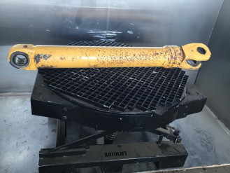 Liebherr Hubzylinder 9960064 Ersatzteil - Hubzylinder mieten