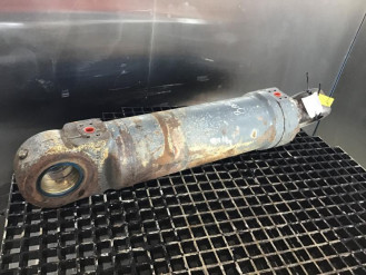 Liebherr Ausleger-Zylinder 9623490 Ersatzteil - Ausleger-Zylinder/ Planierschild-Zylinder mieten