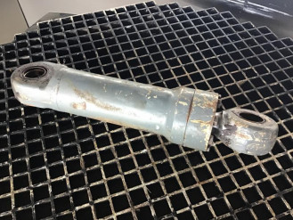 Liebherr Zylinder 9239189 Ersatzteil - Ausleger-Zylinder/ Planierschild-Zylinder mieten