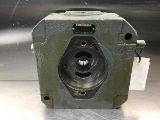 Liebherr Anschlussplatte DPVO165 10121941 Ersatzteil - Pumpenteile mieten