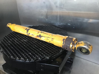 Liebherr Zylinder 9224773 Ersatzteil - Hubzylinder mieten