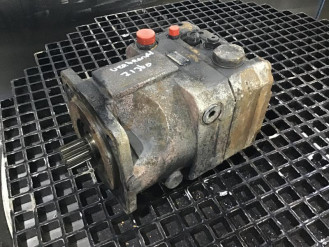 Liebherr DMVA O 108 10127555 Ersatzteil - Fahrmotor mieten