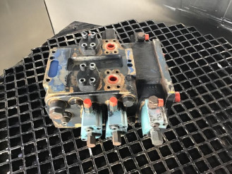 Liebherr Valveblock  11492071 Ersatzteil - Ventilblock rent