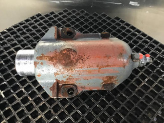 Liebherr Achsstabilisator 9247102 Ersatzteil - Pendelachs Zylinder mieten