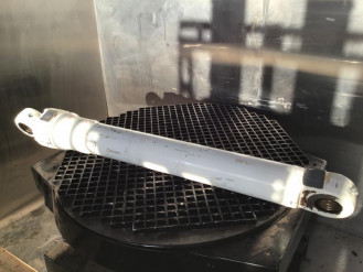 Liebherr Zylinder 9304486 Ersatzteil - Hubzylinder mieten