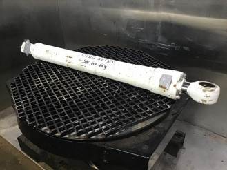 Liebherr Zylinder 9227048 Ersatzteil - Hubzylinder mieten