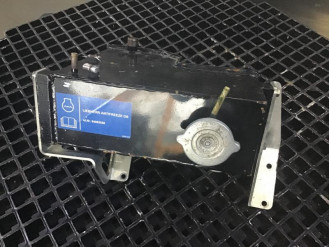 Liebherr Ausgleichsbehälter 94009712 Ersatzteil - Ausgleichsbehälter mieten