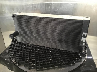 Liebherr Wasserkühler 11314661 Ersatzteil - Wasserkühler mieten