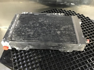 Liebherr Ölkühler 10331042 Ersatzteil - Ölkühler mieten