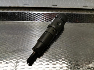 Liebherr Injektor-Düse 9080711 Ersatzteil - Motor-Ersatzteile mieten