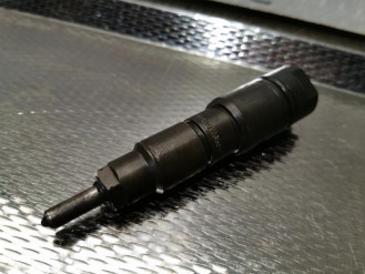 Liebherr Injektor-Düse 10116587 Ersatzteil - Motor-Ersatzteile mieten