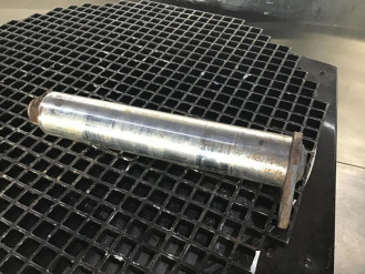 Liebherr Pin 100X572X516  9306946 Ersatzteil - Pin mieten