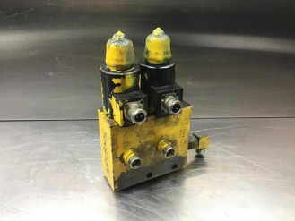 Liebherr Kompakter Block 5006264 Ersatzteil - Wegeventil rent