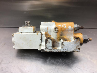 Liebherr Regelventil 9361519 Ersatzteil - Pumpenteile mieten