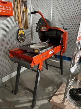 TISCHSÄGE TS 400 F  inkl. Diamanttrennscheibe mieten