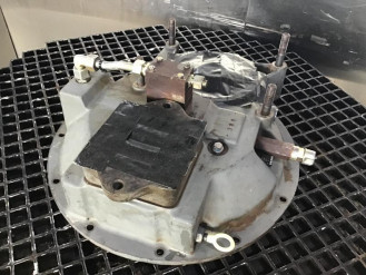 Liebherr Pumpen-Verteilergetriebe 9884181 Ersatzteil - Verteilergetriebe mieten