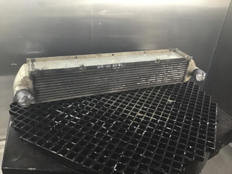 Liebherr Ladeluftkühler 5614217 Ersatzteil - Ladeluftkühler rent