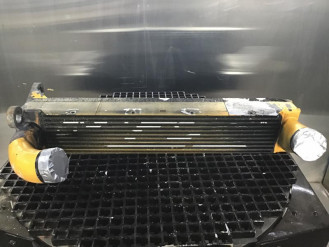 Liebherr Ladeluftkühler 11170797 Ersatzteil - Ladeluftkühler rent
