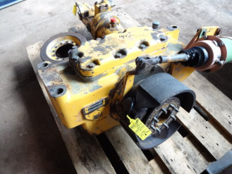 Liebherr Fahrgetriebe 9149896 Ersatzteil - Getriebe mieten