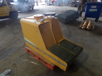 Liebherr Hydraulik / Kraftstofftank 9906642 Ersatzteil - Hydrauliktank rent