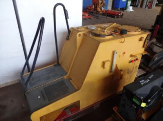 Liebherr Hydraulik / Kraftstofftank 9237581 Ersatzteil - Hydrauliktank rent