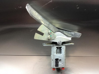 Liebherr Vorsteuergerät 9079259 Ersatzteil - Pedal rent