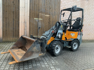 GIANT Kompaktradlader G 1200 rent