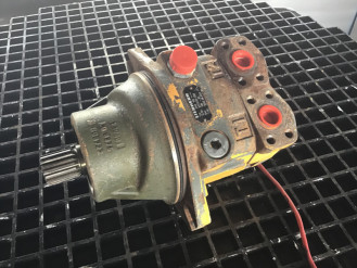 Liebherr FMF100 9273233 Ersatzteil - Drehmotor rent