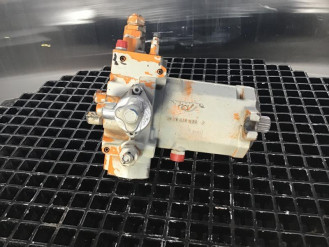 Liebherr HMF075 10007106 Ersatzteil - Drehmotor rent