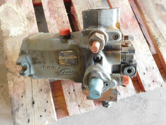 Liebherr HMF075 10330213 Ersatzteil - Drehmotor rent