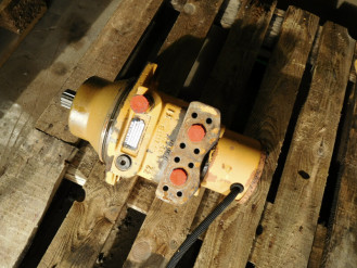 Liebherr FMF064 9271226 Ersatzteil - Drehmotor rent