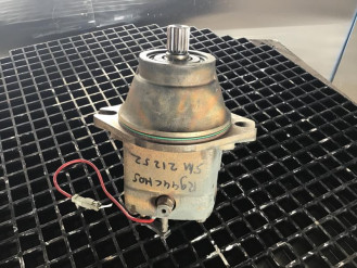 Liebherr FMF090 9273168 Ersatzteil - Drehmotor rent