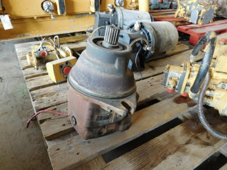 Liebherr FMF125 9277574 Ersatzteil - Drehmotor rent